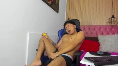 CamilowhiteS online show from March 14, 8:14 pm