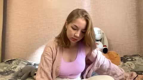 Milana Stone online show from September 24, 7:33 am