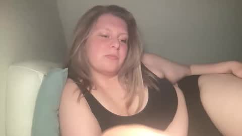 kiki90909 online show from October 7, 9:01 pm