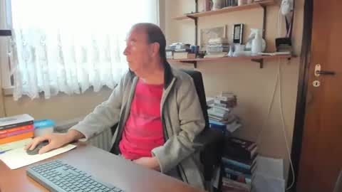 Snapshot of cammee chatting on January 22, 7:57 am Cammee online show from January 22, 7:57 am