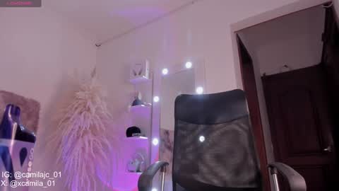 Laura Camila online show from January 19, 12:49 am