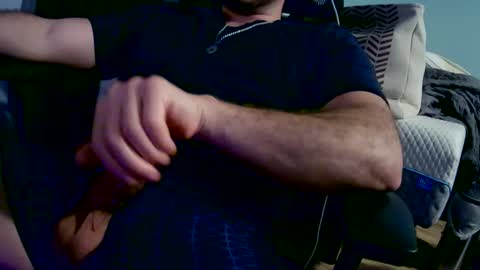 Snapshot of camocame111 chatting on December 19, 3:29 am camocame111 online show from December 19, 3:29 am