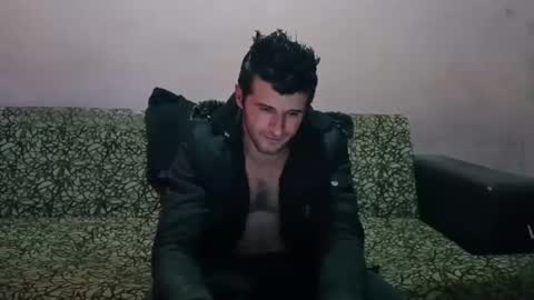 Snapshot of camshow22cm chatting on February 25, 9:35 pm FREMAN online show from February 25, 9:35 pm