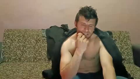 Snapshot of camshow22cm chatting on March 7, 8:22 pm FREMAN online show from March 7, 8:22 pm