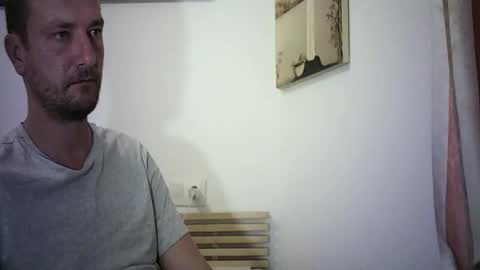 Mark online show from December 5, 6:04 pm