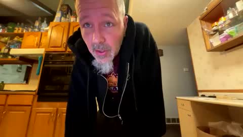 Chris online show from March 10, 12:26 pm