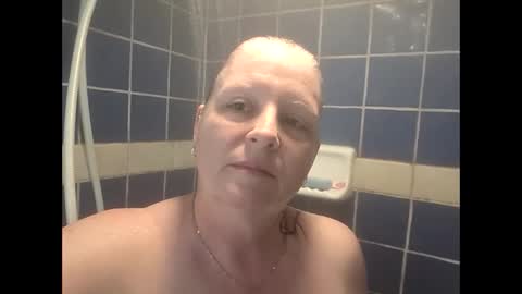 canadianqueen1973 online show from June 7, 10:57 pm