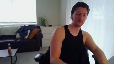 Snapshot of canadianstud18 chatting on March 4, 6:29 pm Devon online show from March 4, 6:29 pm