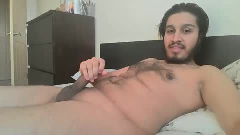 Snapshot of canadianthickstud chatting on November 26, 10:22 pm canadianthickstud online show from November 26, 10:22 pm