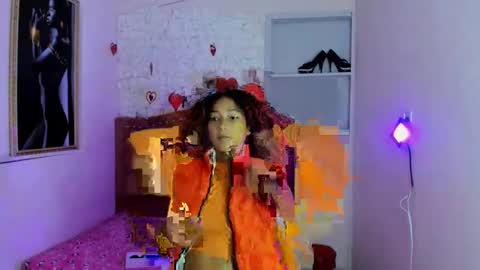 Snapshot of candela_ruiz chatting on September 18, 4:20 pm candela_ruiz online show from September 18, 4:20 pm