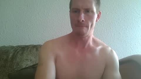 Snapshot of candianman86 chatting on July 17, 3:29 pm candianman86 online show from July 17, 3:29 pm