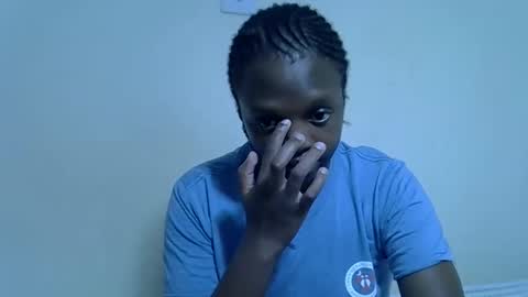 candiemaya online show from April 3, 6:17 pm