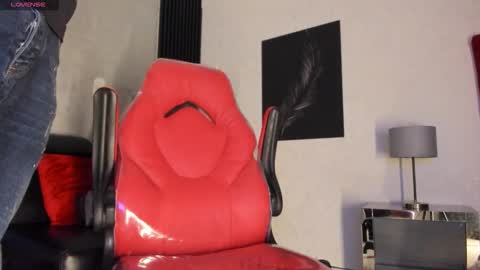 candresruiz online show from October 19, 11:44 am