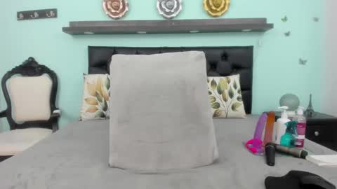 candy_big_tits18 online show from January 10, 12:34 am