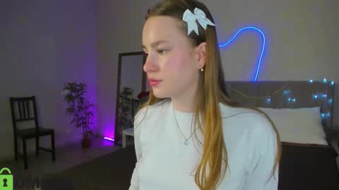 Candy online show from December 20, 1:12 am