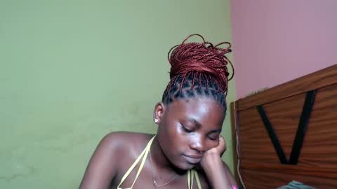 Snapshot of candy_doll_xxxx chatting on September 14, 11:15 pm Tiana Barbie doll. YOUR FUCK DOLL online show from September 14, 11:15 pm