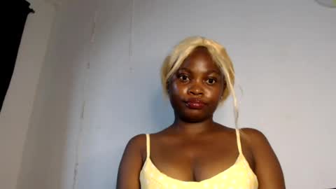 Snapshot of candy_doll_xxxx chatting on May 18, 6:25 pm Tiana Barbie doll. YOUR FUCK DOLL online show from May 18, 6:25 pm