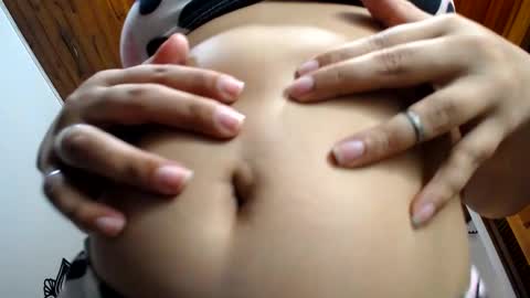 Snapshot of candy_hairy chatting on March 2, 6:05 am candy online show from March 2, 6:05 am