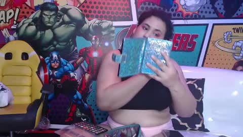 Snapshot of candy_hairy chatting on April 15, 2:40 am candy online show from April 15, 2:40 am