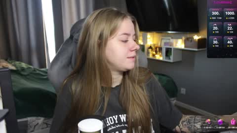 Megan online show from December 18, 9:25 am