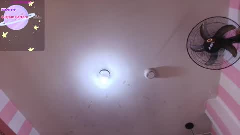 Snapshot of candy_morgan412 chatting on October 15, 11:21 am Ania online show from October 15, 11:21 am