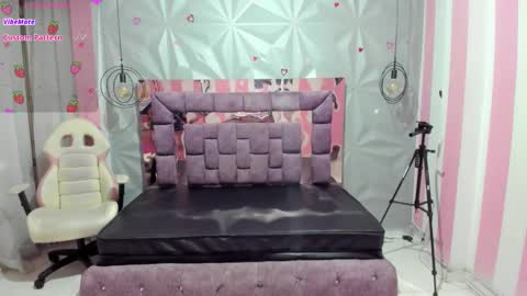 Snapshot of candy_morgan412 chatting on November 29, 11:13 am Ania online show from November 29, 11:13 am