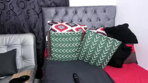 YECENIA - online show from January 3, 5:39 am