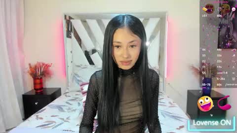 Snapshot of candy_skyy chatting on March 23, 1:04 pm candy_skyy online show from March 23, 1:04 pm
