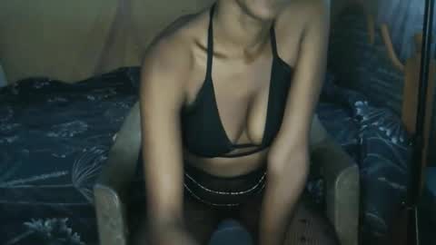 candybrown001 online show from September 26, 8:51 am