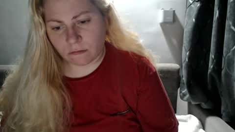 Laura online show from January 18, 3:16 pm