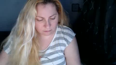 Laura online show from February 3, 12:36 pm
