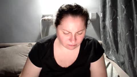 Laura online show from March 30, 4:35 am