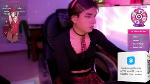 Snapshot of candydoll375 chatting on May 13, 3:04 am candydoll375 online show from May 13, 3:04 am