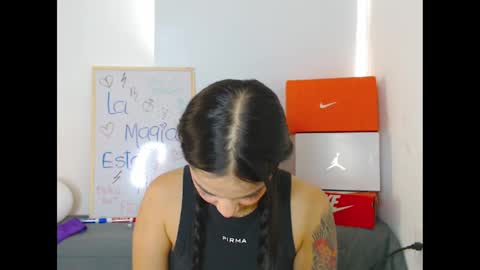 Sara online show from September 19, 6:08 pm