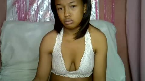 candyh0 online show from July 13, 5:43 am