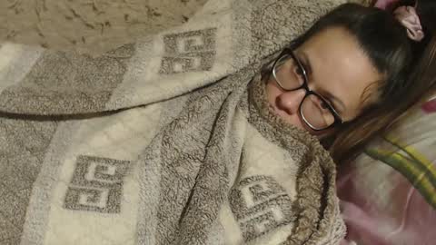 say meow and send tips  online show from December 3, 7:22 pm