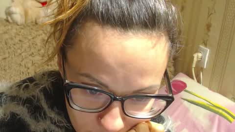 say meow and send tip  online show from December 22, 11:54 am