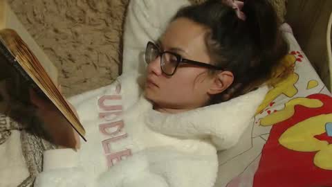 say meow and send tip  online show from January 16, 10:34 pm