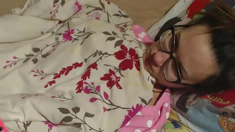 say meow and send tip  online show from March 10, 1:45 am