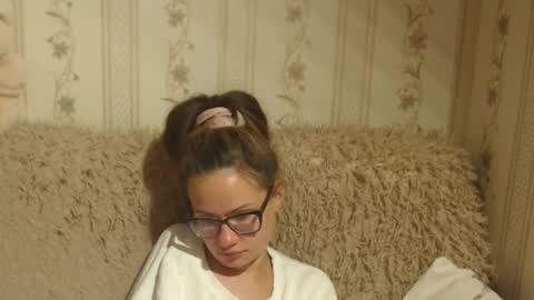 say meow and send tip  online show from September 16, 8:59 am