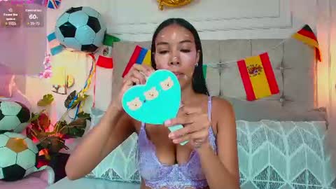 Snapshot of candylips4 chatting on June 30, 12:06 pm Candy online show from June 30, 12:06 pm