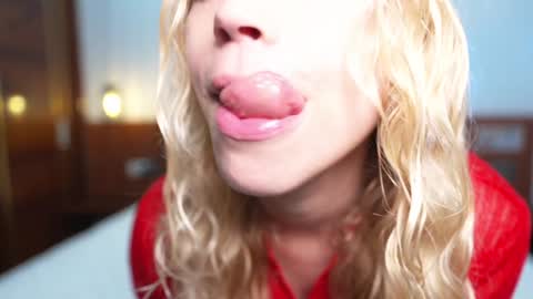 FANSLY  -    online show from March 1, 12:34 am