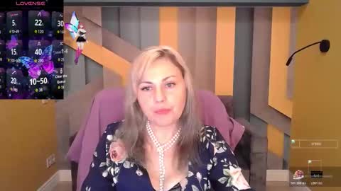 CandyLons online show from October 27, 6:28 am