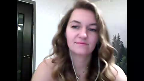 Snapshot of candyolime chatting on December 15, 9:30 pm Daisy online show from December 15, 9:30 pm