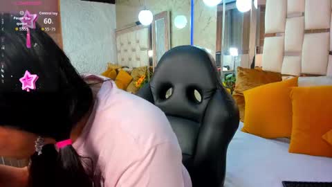 Candy  online show from September 29, 1:44 am