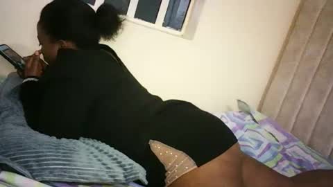 candyXLO online show from February 4, 6:03 pm