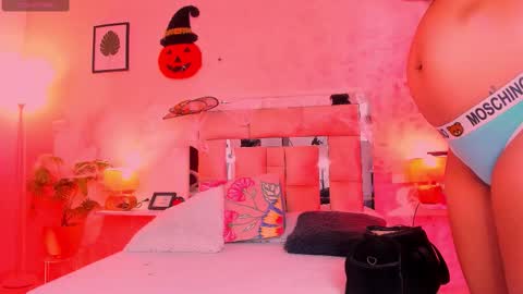 Candy online show from October 16, 7:04 pm