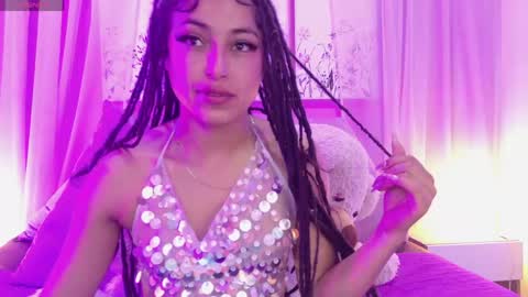 cane  online show from May 28, 1:52 pm