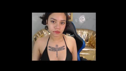 Snapshot of canela_s1 chatting on October 12, 1:21 pm canela_s1 online show from October 12, 1:21 pm