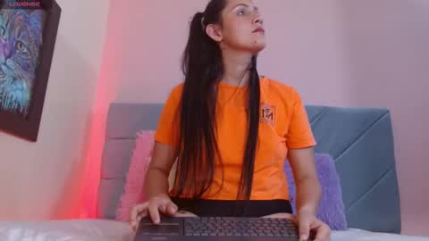 canela online show from October 6, 8:17 pm